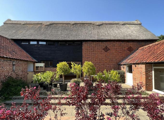 Отель Dingle Marsh Barns Данвич Экстерьер фото